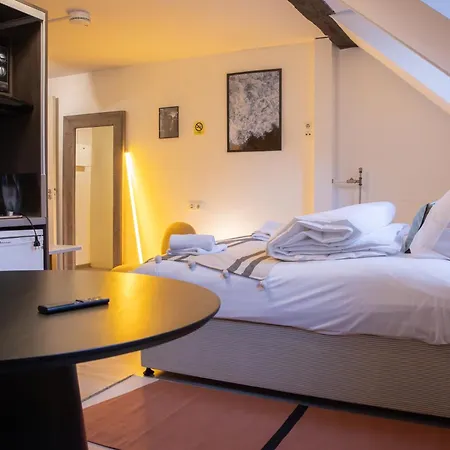 Apartment Smartflats - L'orangerie I *